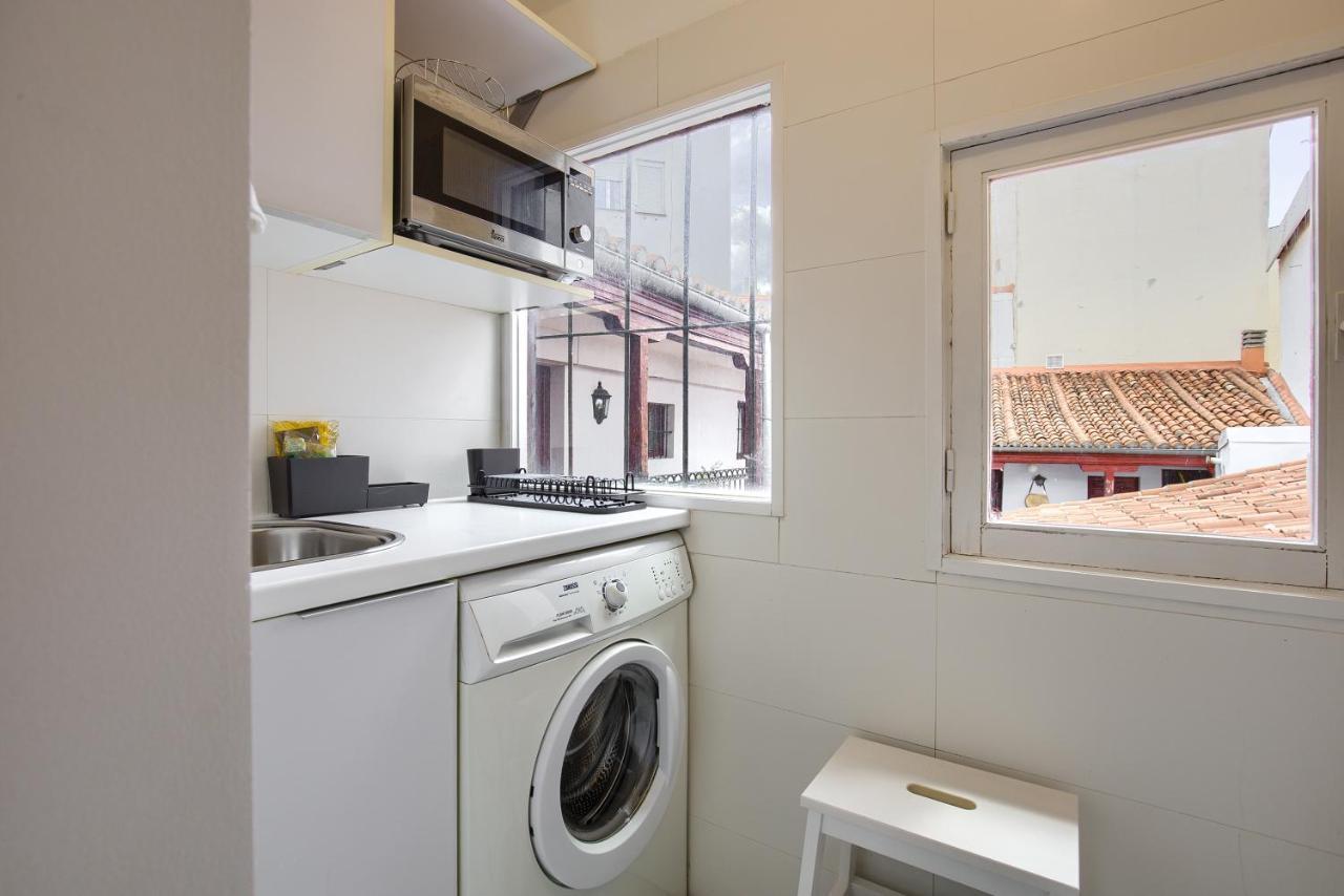 Charming Latina Center - Estancias Temporales Madrid Exterior photo